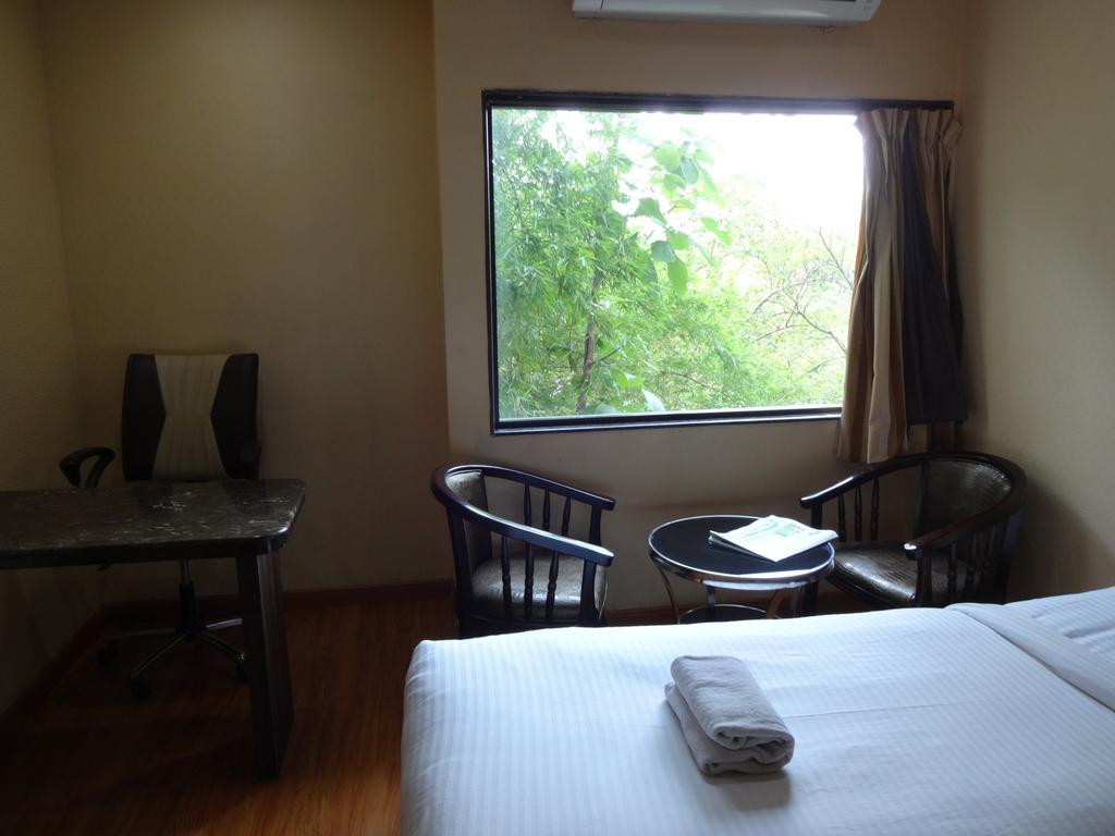 Sheetal International Rain Basera Rāipur Szoba fotó