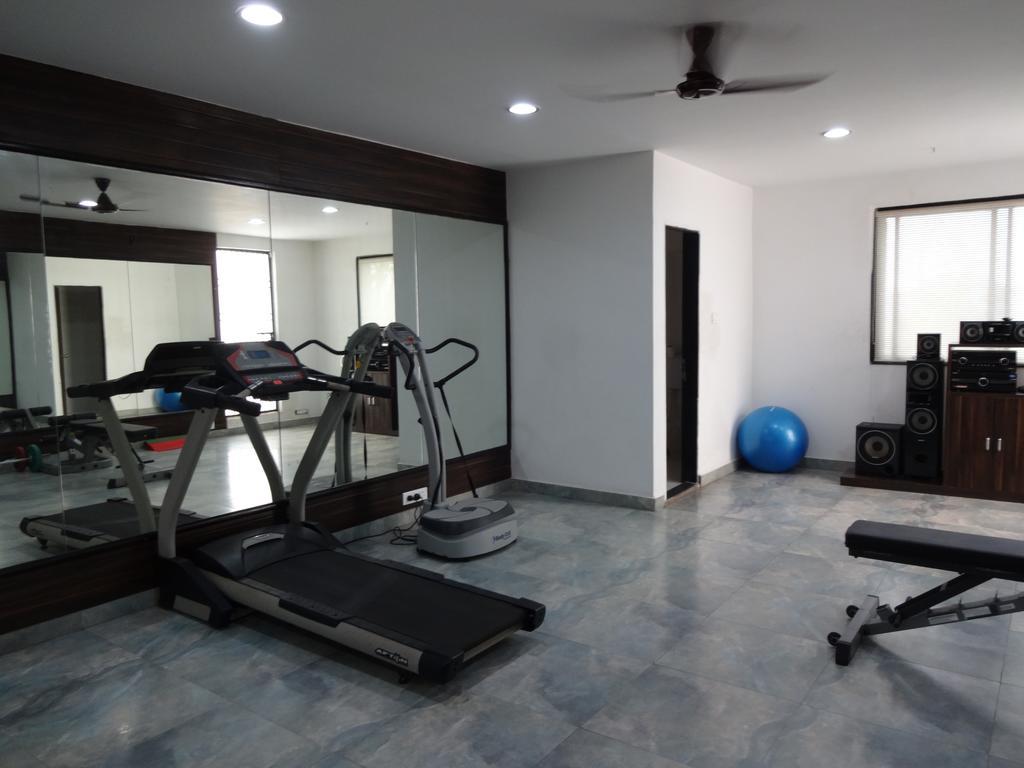 Sheetal International Rain Basera Rāipur Kültér fotó